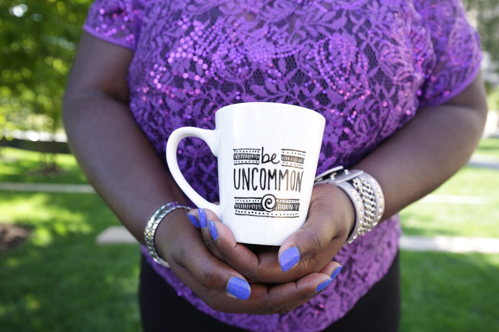 kesha brown be-uncommon-cup